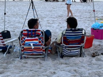 beach-relaxing